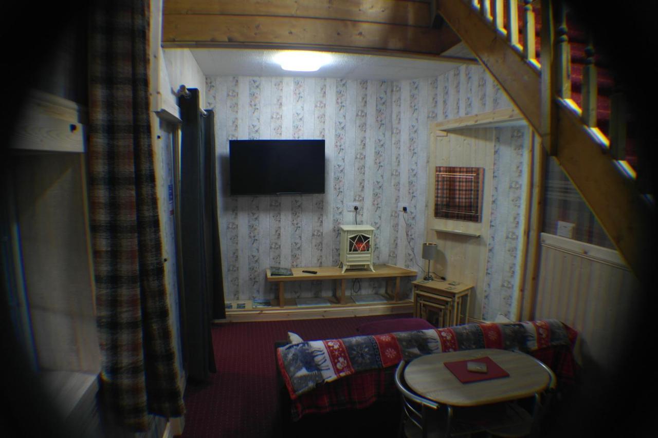 The Steading Highland Glen Lodge Drumnadrochit Exteriör bild