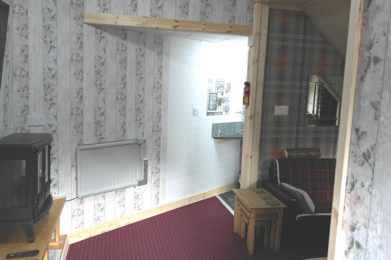 The Steading Highland Glen Lodge Drumnadrochit Exteriör bild