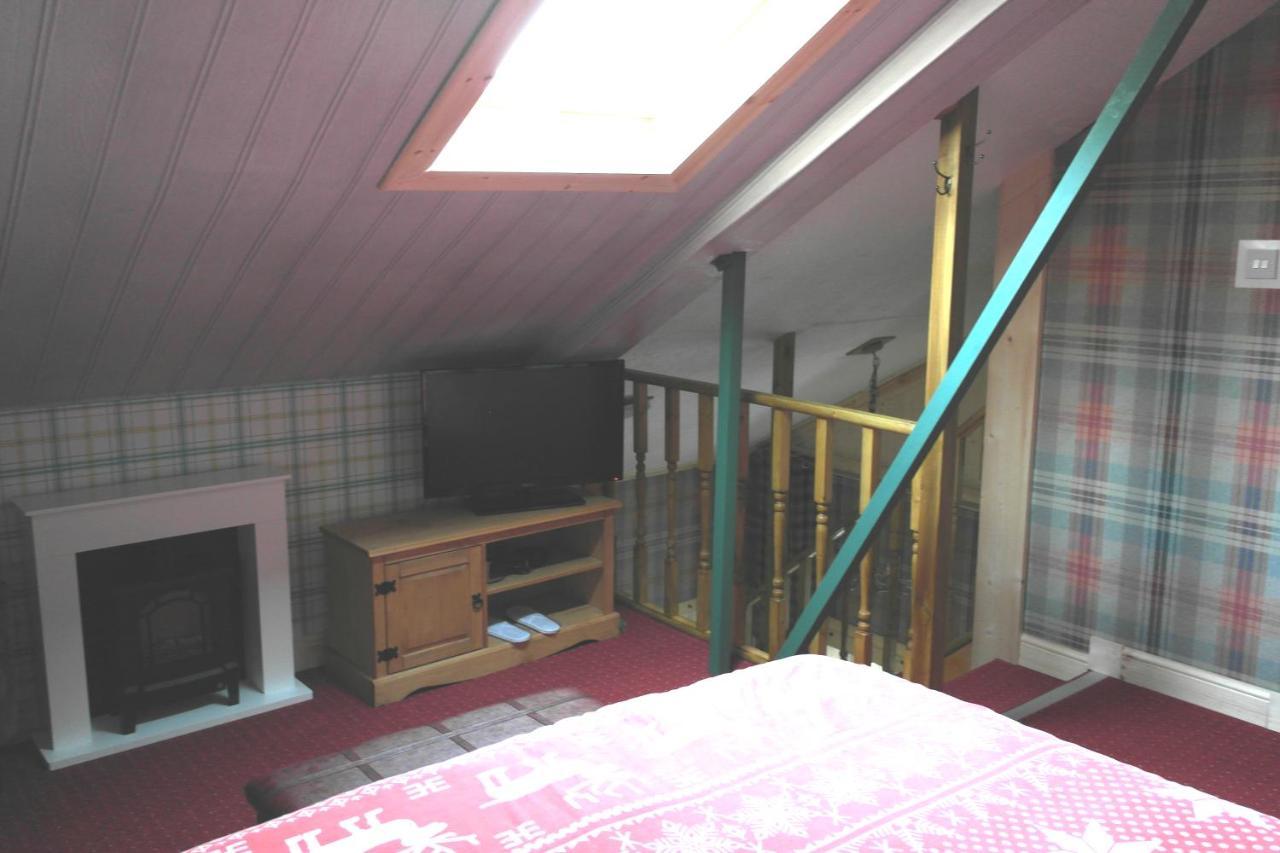 The Steading Highland Glen Lodge Drumnadrochit Exteriör bild